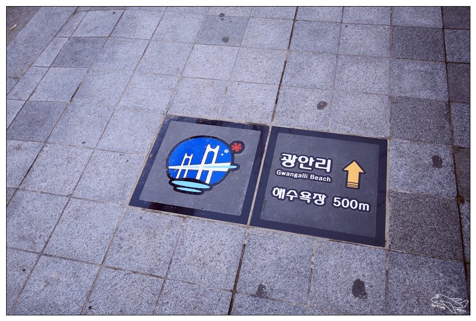 釜山自由行｜廣安里海水浴場，絕美市區美好沙灘、簡單、放鬆、度假感超高～地鐵2號線直達～