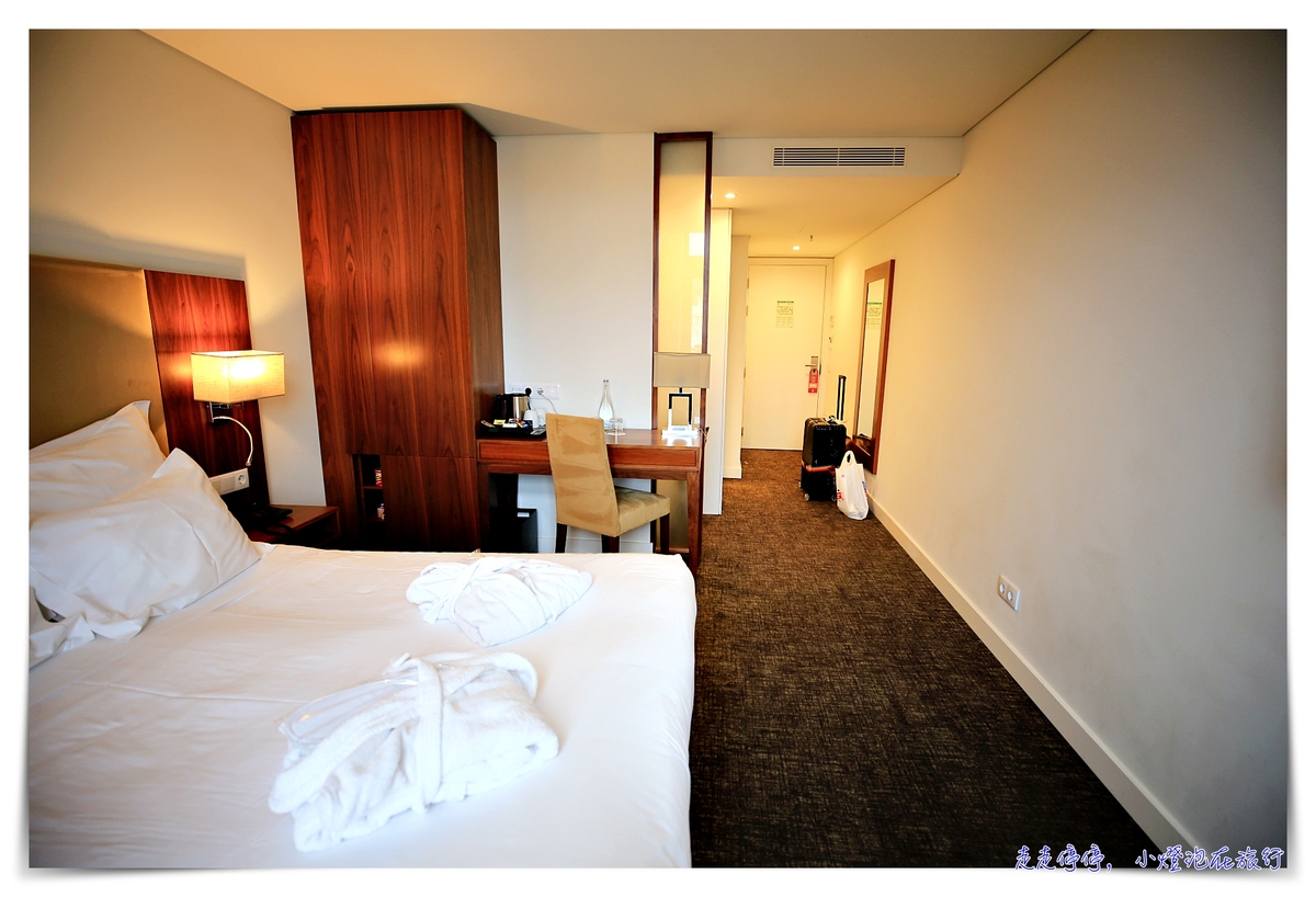 波多住宿推薦｜Hotel Premium Porto Downtown，房間大、新穎舒服、四通八達