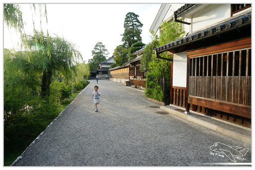 [2014。日本親子自助。四國山陽趴趴走]山陽｜倉敷美觀地區。超美小古鎮。值得待上大半天，晚上更美噢！